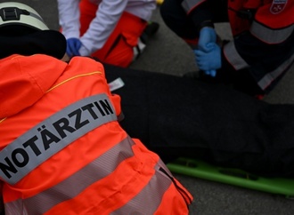 Baden-Württemberg: 84-Jähriger bei Unfall in Weinberg von Traktor erdrückt