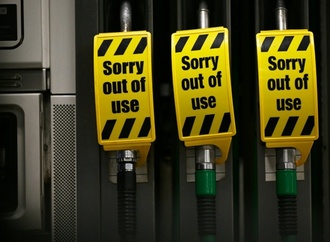 IEA-Staaten wollen 400 Millionen Barrel aus Ölreserven freigeben