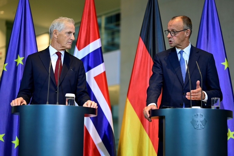 Merz reist zu zweitägigem Besuch nach Norwegen