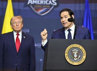 Zu große Schuhe: Foto von US-Außenminister Rubio geht viral