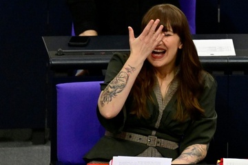 Debatte um Sondervermögen: Reichinnek attackiert Grüne