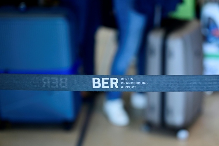 Verdi-Warnstreik legt Flughafen BER am Mittwoch lahm