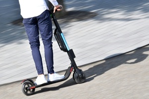E-Scooter-Vermieter sollen künftig bei Unfallschäden haften