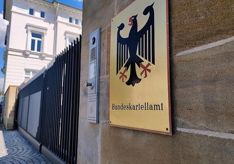 Monopolkommission begrüßt Stärkung des Kartellamts