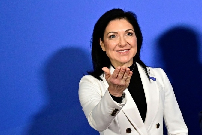 Trotz Kritik: Wirtschaftsministerin Reiche will Förderung von Solaranlagen stutzen