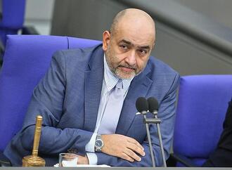 Nouripour fordert Kampf gegen iranische Strukturen in Deutschland