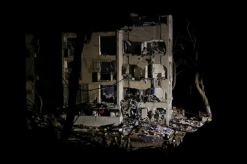 Mehr als 100 Verletzte bei Raketenangriffen nahe israelischer Atomanlage