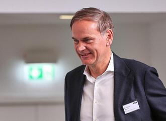 VW-Konzernchef Blume verteidigt harten Sanierungskurs