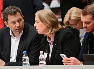 SPD-Generalsekretär gegen Klingbeil-Ablösung und will auch selbst im Amt bleiben