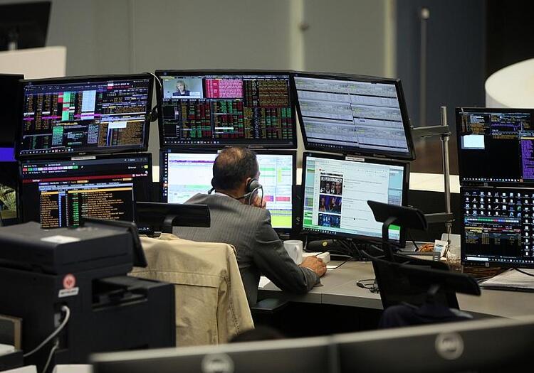 Dax lässt geringfügig nach - Brenntag-Aktien gefragt