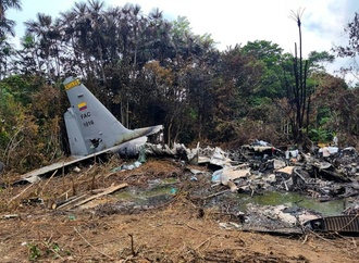 Zahl der Toten bei Absturz von Militärflugzeug in Kolumbien auf 69 gestiegen