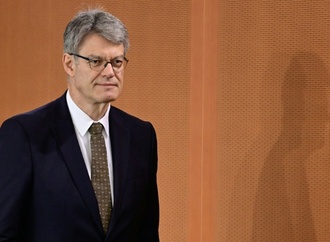 Verkehrsminister Schnieder: Bundesregierung wird Klimaziele einhalten