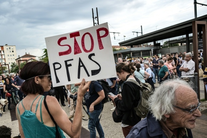 EU-Chemiebehörde empfiehlt Verbot von PFAS-Chemikalien mit Ausnahmen