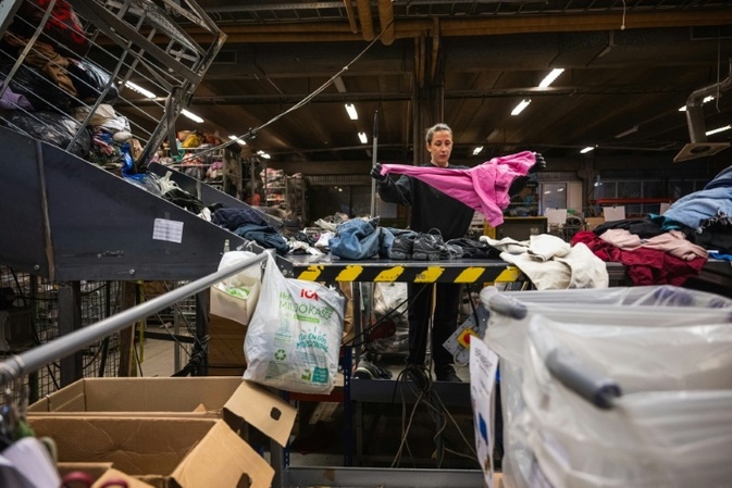 ''Massenhaft'' Fast Fashion: Umweltminister will Hersteller in die Pflicht nehmen