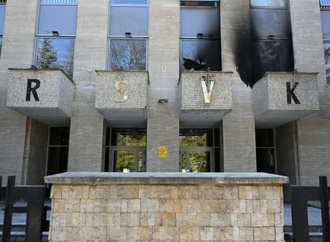 Russisches Kulturzentrum in Prag mit Molotow-Cocktails attackiert