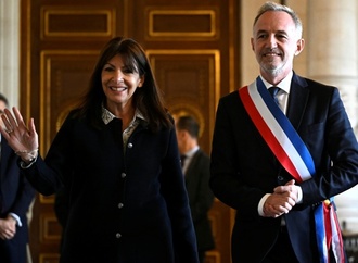 Sozialistischer Politiker Grégoire zum neuen Bürgermeister von Paris gewählt