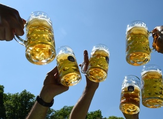 Familienministerin Prien will ''begleitetes Trinken'' ab 14 Jahren abschaffen