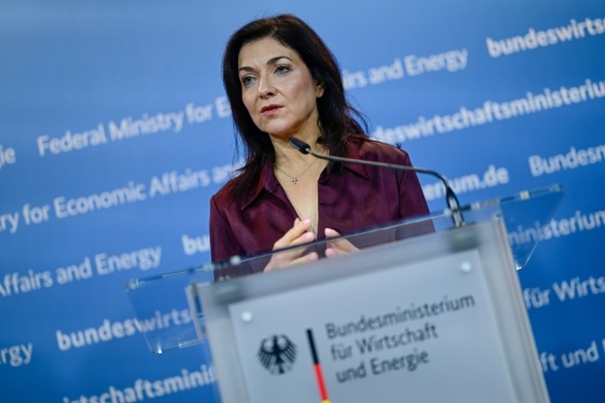 Energieministerin Reiche: Mehr Gaslieferverträge für bessere Energieversorgung