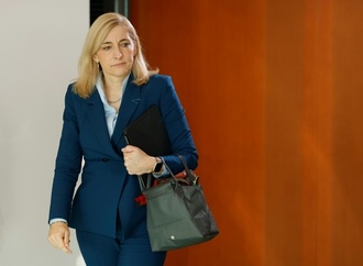 Warken: Bis 2030 Sparpaket von 40 Milliarden Euro für stabile Kassenbeiträge nötig