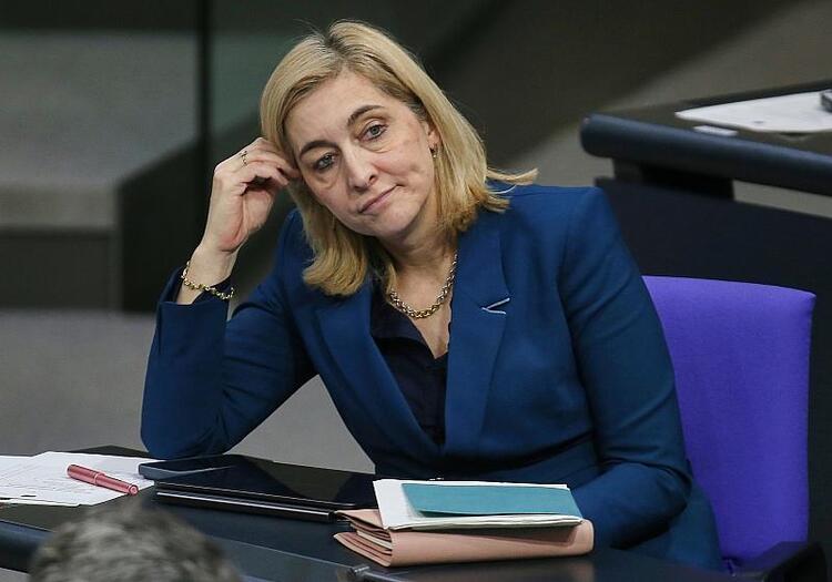 SPD macht bei Gesundheitsreform Druck auf Warken