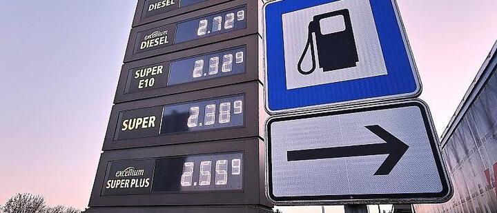 Rufe aus CDU nach Spritpreisdeckel wie in Polen