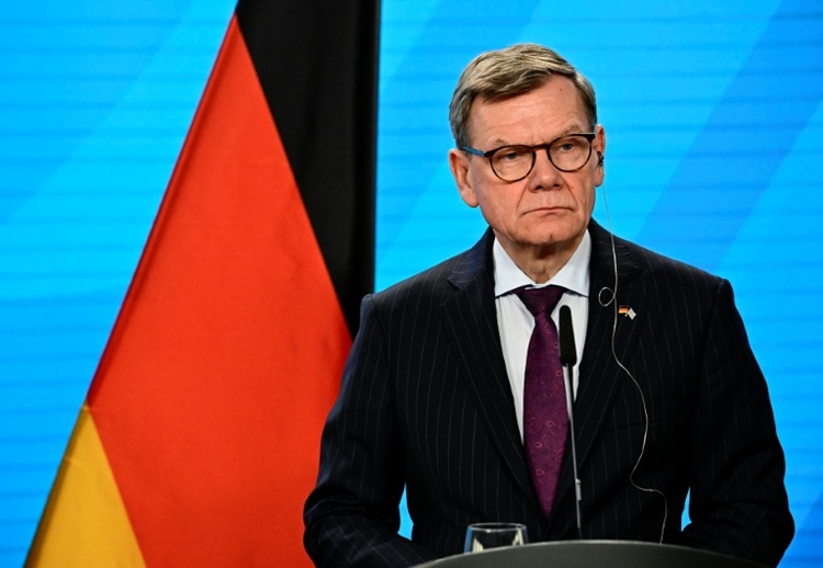 Bundesaußenminister Wadephul verteidigt Nato gegen Kritik Trumps