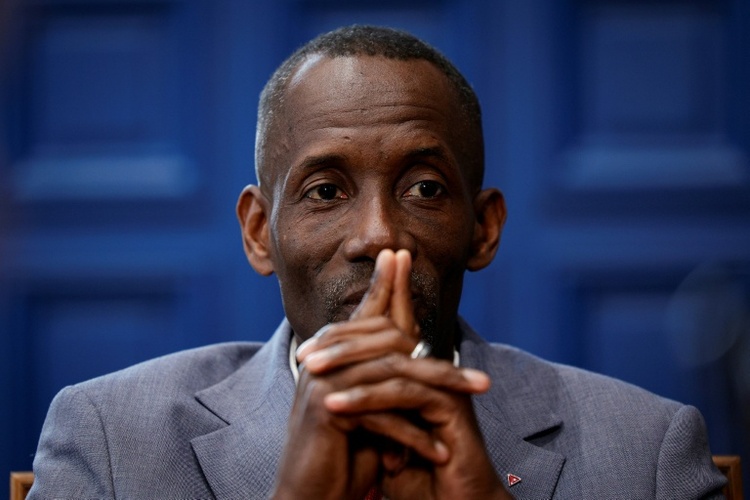 Rassismus gegen schwarzen Bürgermeister: Frankreichs Justiz ermittelt