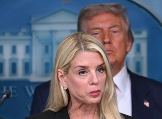 Trump baut Kabinett weiter um: Justizministerin Pam Bondi muss gehen