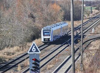Bahngewerkschaft fordert wegen Spritpreisen günstige Zugtickets