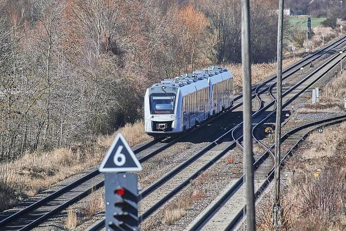 Bahngewerkschaft fordert wegen Spritpreisen günstige Zugtickets