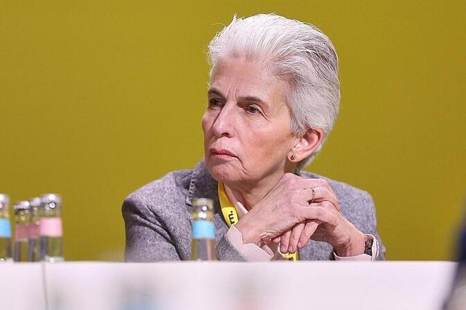 Strack-Zimmermann fordert Klimaprämie