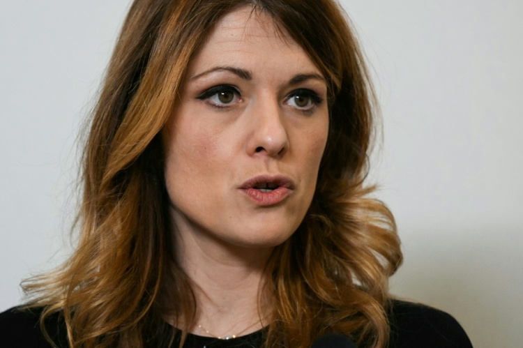 Frankreich erwägt Spritrabatte für mobile Pflegekräfte und Landwirte