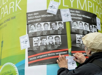 Unbekannte stehlen Gedenkkranz für von NSU ermordeten Halit Yozgat in Kassel