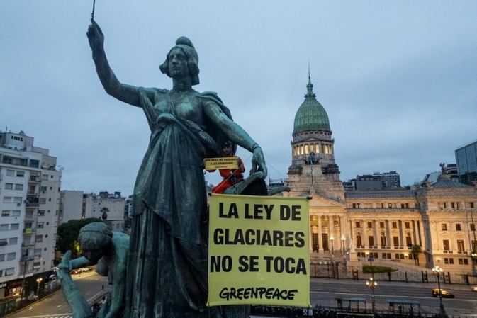 Argentinien erleichtert Abbau von Metallen in Gletschergebieten