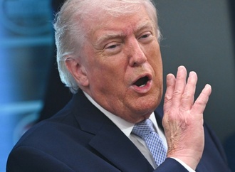 Trump warnt Teheran vor Erheben von Mautgebühren in Straße von Hormus