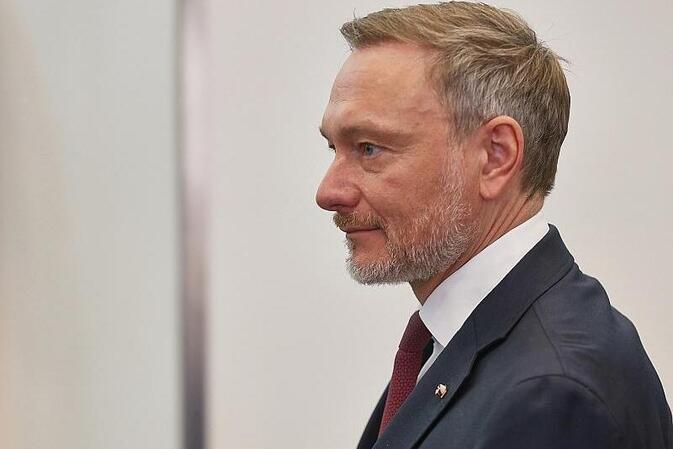 Lindner wirbt für erneuten Tankrabatt