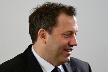 Hohe Spritpreise: Klingbeil pocht trotz Absage des Kanzlers auf Markteingriffe