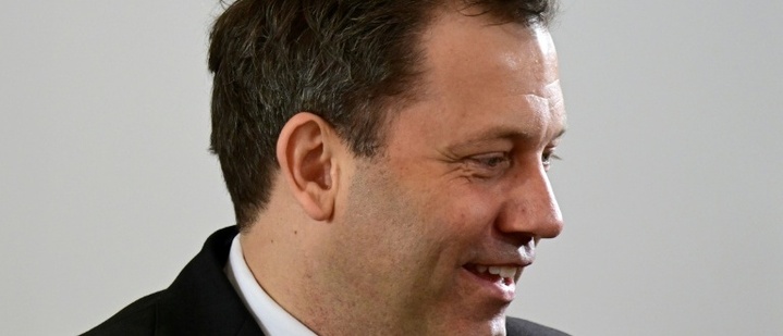 Hohe Spritpreise: Klingbeil pocht trotz Absage des Kanzlers auf Markteingriffe