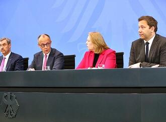 Bundesregierung kündigt ''Energiesofortprogramm'' an