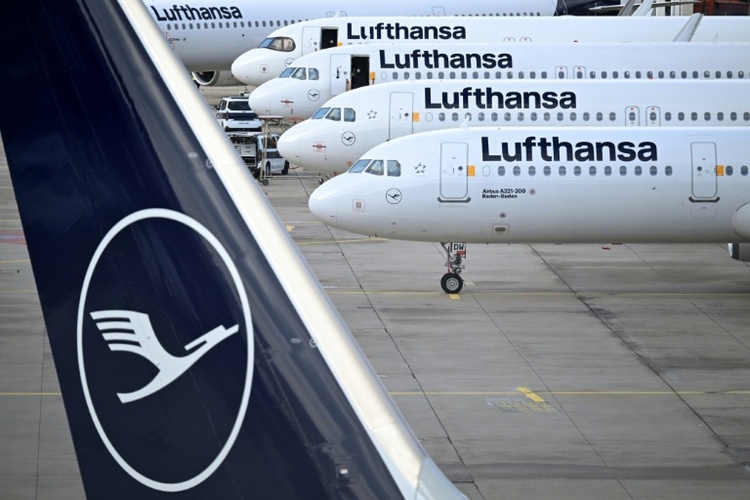 Streiks bei der Lufthansa sorgen auch am Dienstag für zahlreiche Flugausfälle