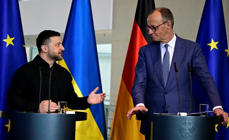 Selenskyj verspricht Reparatur von Druschba-Pipeline bis 