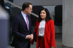 Spahn stärkt Reiche demonstrativ den Rücken