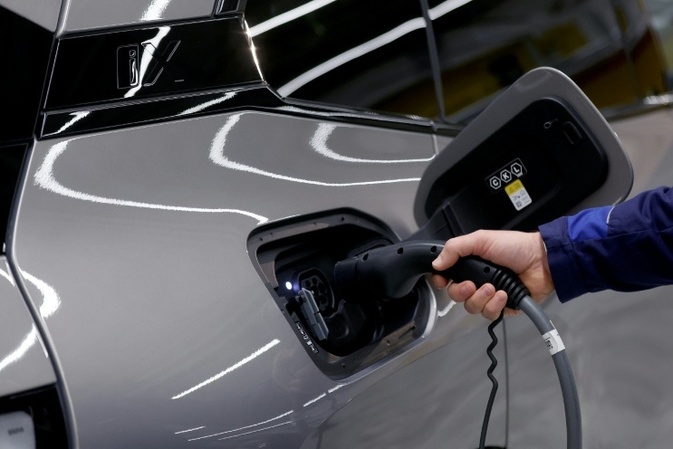 Bundestag schafft rechtliche Grundlage für E-Autoprämie