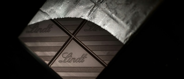 Lindt will Schoko-Weihnachtsmänner in diesem Jahr günstiger anbieten