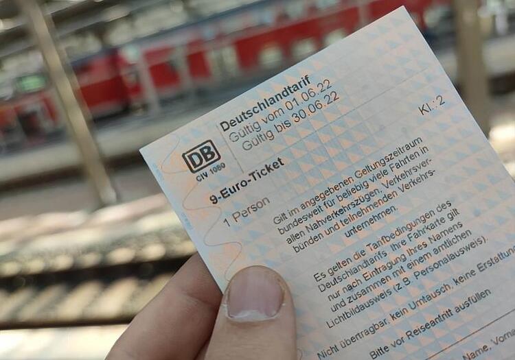 Bahn-Chefin erteilt 9-Euro-Ticket klare Absage