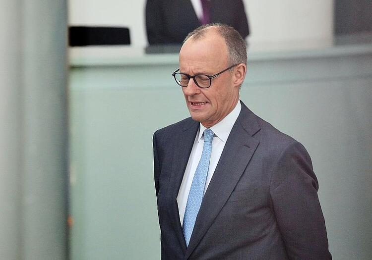 Rentenaufstand ostdeutscher Spitzenpolitiker gegen Merz