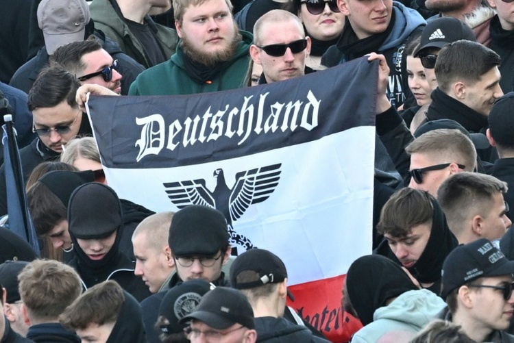 Zahl politisch motivierter Straftaten in Mecklenburg-Vorpommern weiter auf Rekordhoch