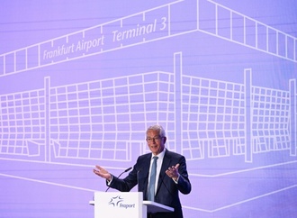 Frankfurter Flughafen weiht neues Terminal ein - Terminal 2 wird saniert