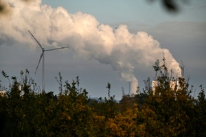 Umweltverbände dringen auf Abkehr von fossilen Importen und Übergewinnsteuer