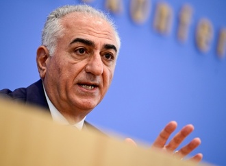 Pahlavi pocht auf Sturz der iranischen Führung und warnt vor ''Appeasement''-Politik